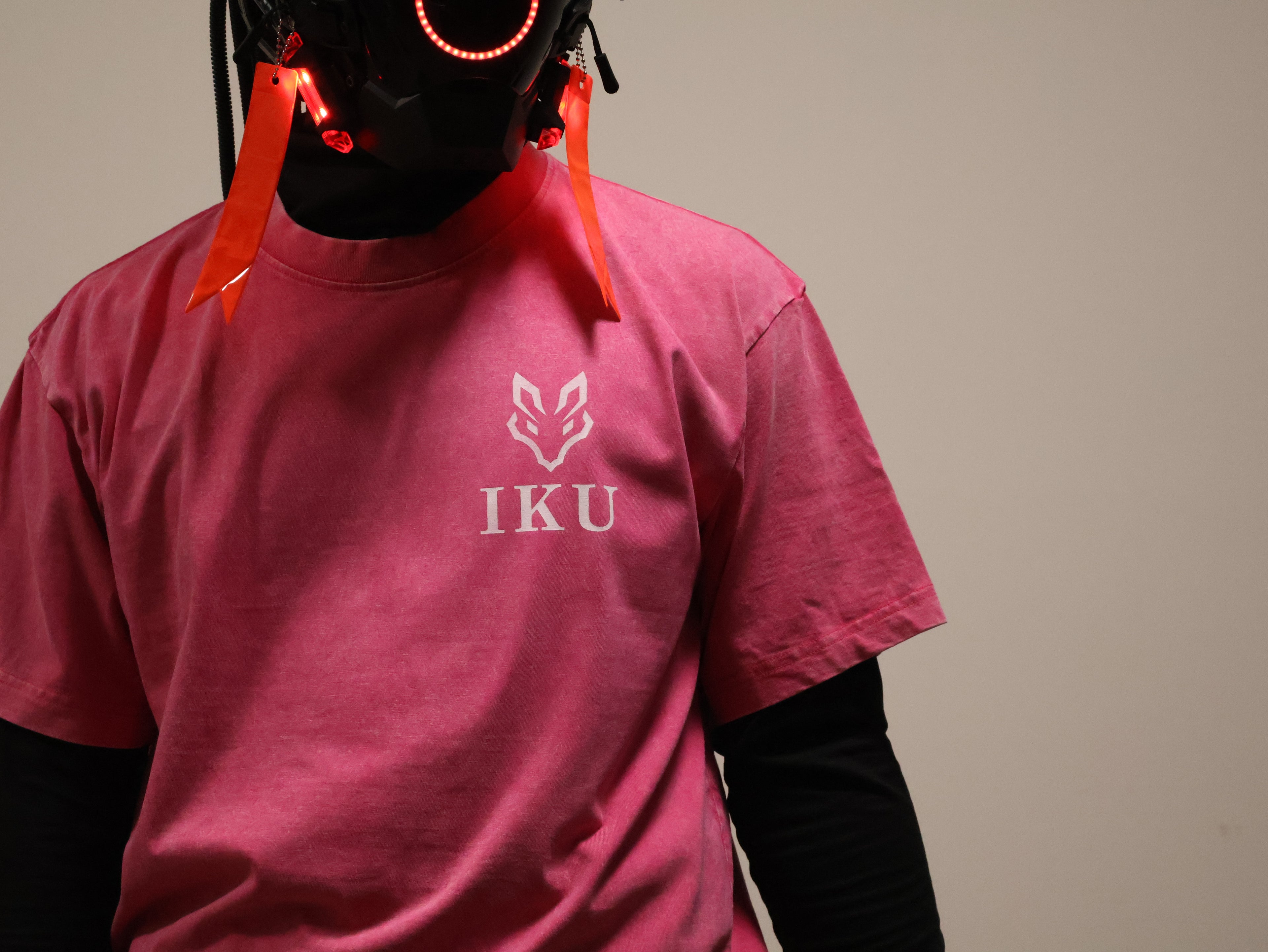 Iku Code: 002 - Pink